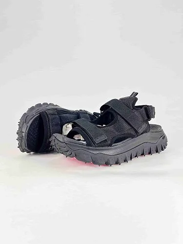 Moncler con velcro