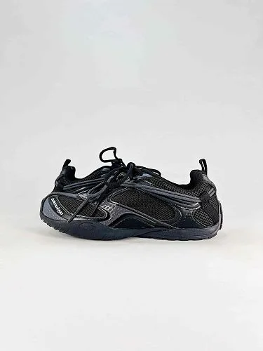 BalenciagaBalenciaga