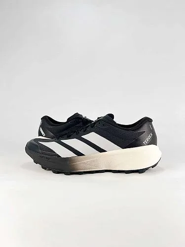 adidas Terrex Agravic 4 ：KJ8870