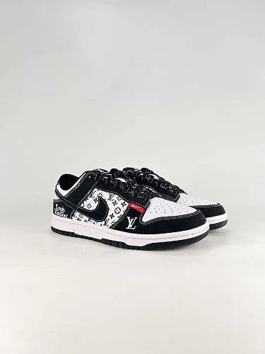 NIKE DUNK SB LOW nuevo colorway