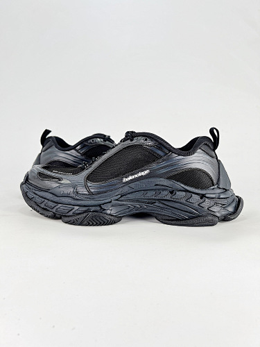 BalenciagaBalenciaga