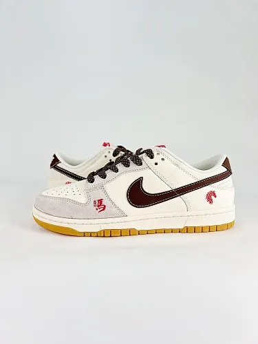 NIKE DUNK SB LOW