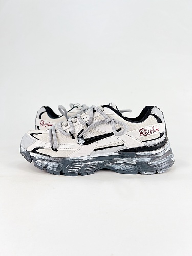 NikeINITIATOR