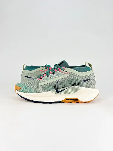 Nike PEGASUS TRAIL 5 GTX running