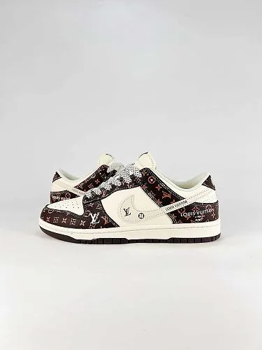 NIKE DUNK SB LOW nuevo colorway