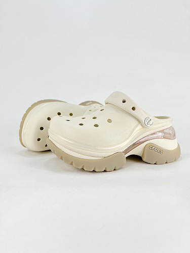 Crocs Mega Crush