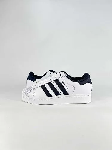 Adidas Originals Superstar IInuevo colorway
