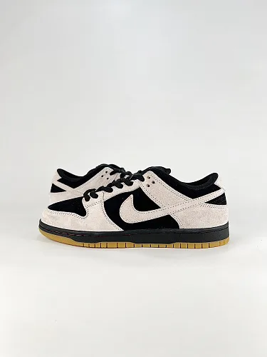 NIKE DUNK SB LOW nuevo colorway