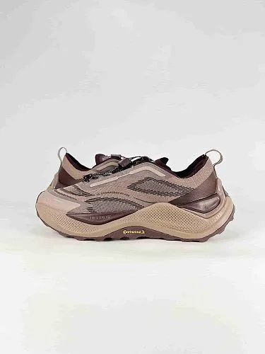 adidas HOLO PEAK