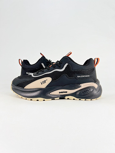 /BalenciagaBalenciaga dad shoe Balenciaga