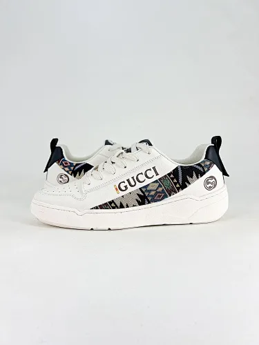 GUCCI pieza premium Gucci