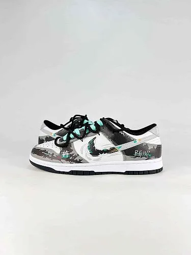 NIKE DUNK SB LOW nuevo colorway