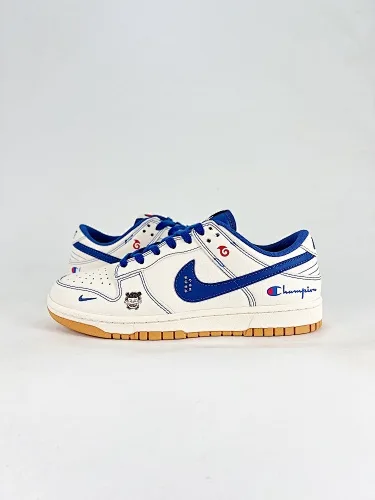 NIKE DUNK SB LOW