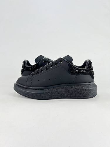 Alexander McQueen/