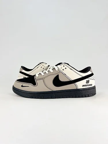 NIKE DUNK SB LOW nuevo colorway