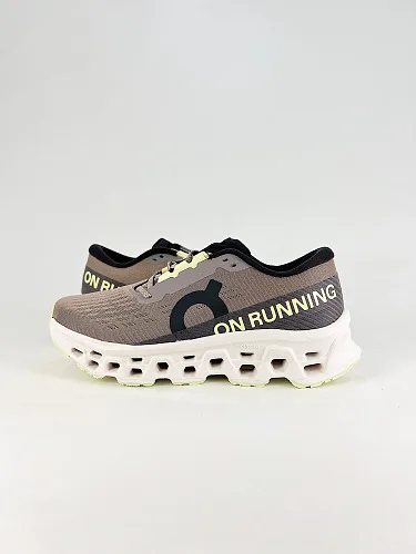 On On Cloudmonster 3