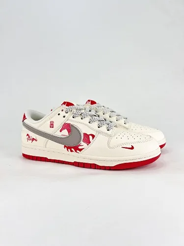 NIKE DUNK SB LOW