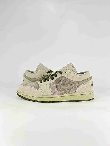 Air Jordan 1 Low