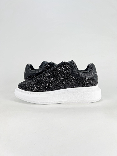 Alexander McQueen/