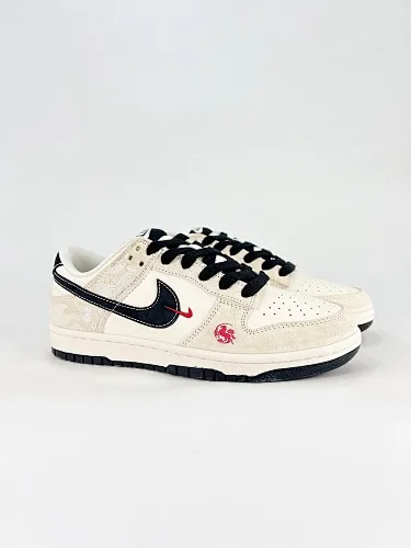NIKE DUNK SB LOW