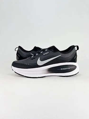 Nike VOMERO 18 GTXrunning