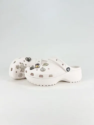 ✅Crocs