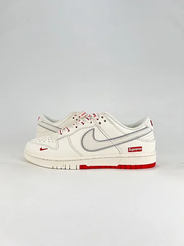 NIKE DUNK SB LOW nuevo colorway