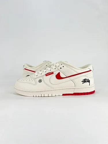 NIKE DUNK SB LOW